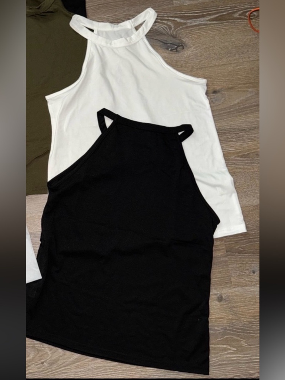 Women's Sleeveless Tops - Black, White